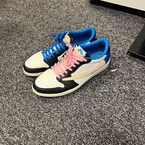 Fragment Design X Travis Scott X jordan 1 Retro Low